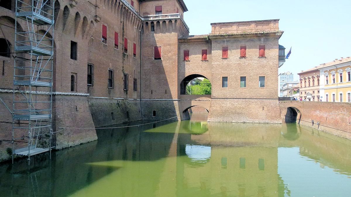 P1040903_Ferrara.jpg
