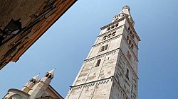 Thumbnail of P1040880_Modena.jpg