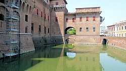 Thumbnail of P1040903_Ferrara.jpg