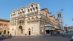 Thumbnail of P1040944_Ferrara.jpg