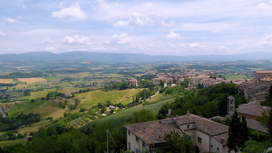 P1020259-Todi.jpg