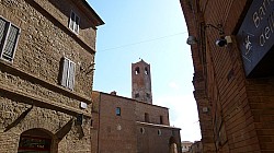 Thumbnail of P1020229-Castiglione del lago.jpg