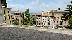 Thumbnail of P1020251-Todi.jpg