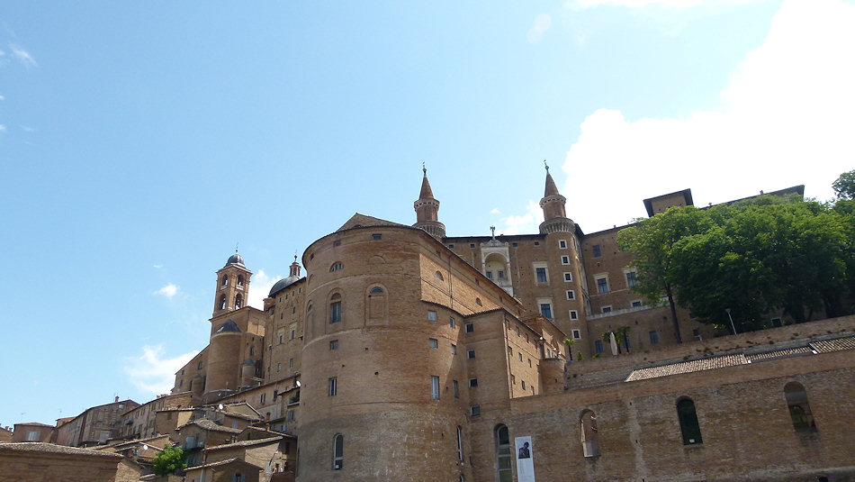 P1020404-Urbino.jpg