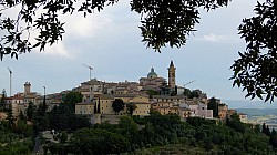 Thumbnail of P1020347-Trevi.jpg