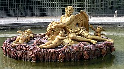 Thumbnail of CIMG0071versailles.jpg