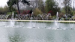 Thumbnail of CIMG0075versailles.jpg