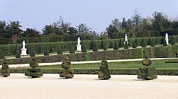 Thumbnail of CIMG0095versailles.jpg