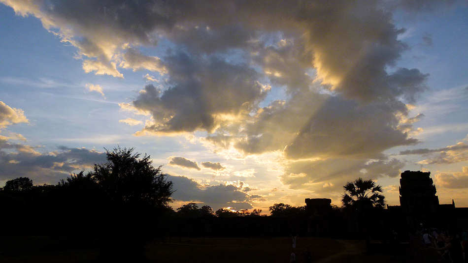 P1010183_Angkor_Wat_Siem_Reap.jpg