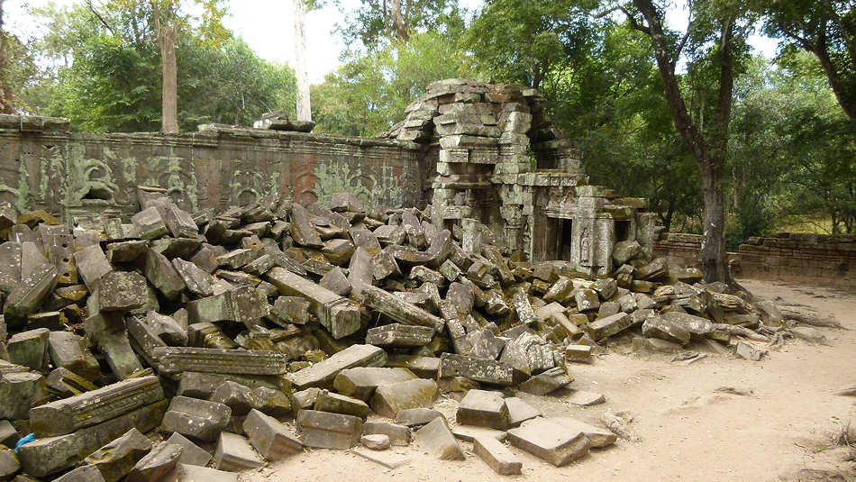 P1010282_Ta_Prohm.jpg