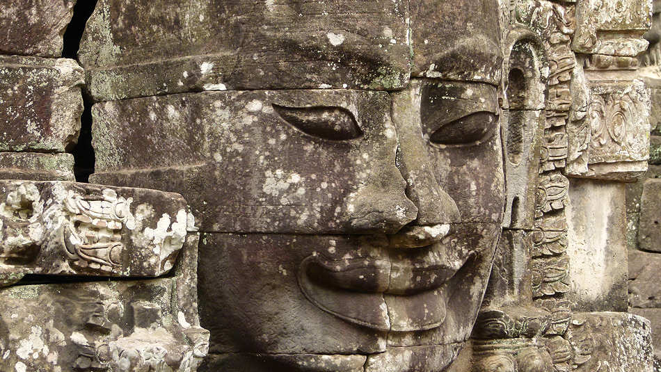 P1010361_Bayon.jpg
