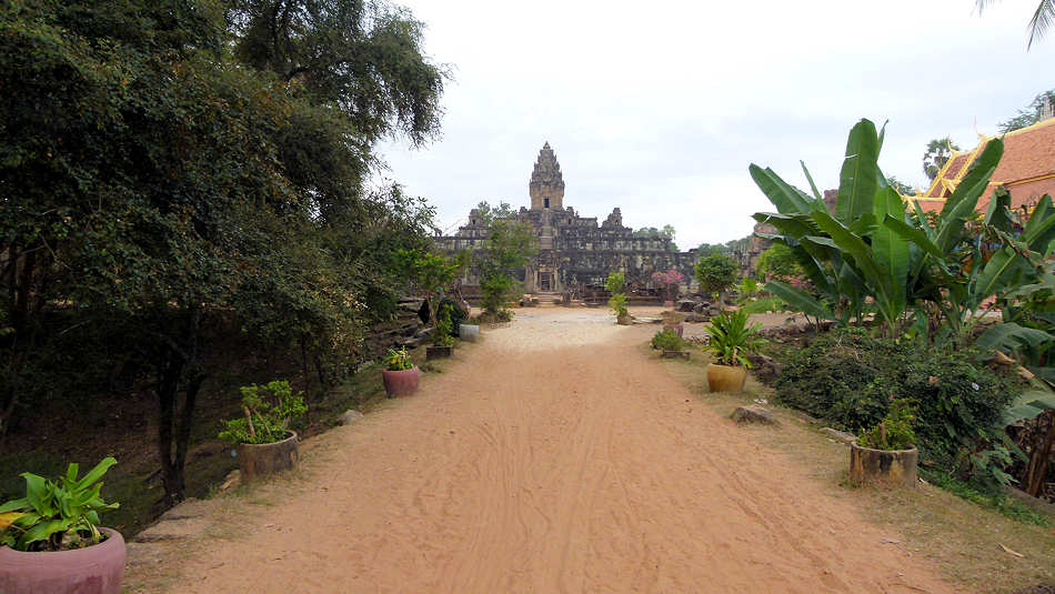 P1010414_Bakong.jpg