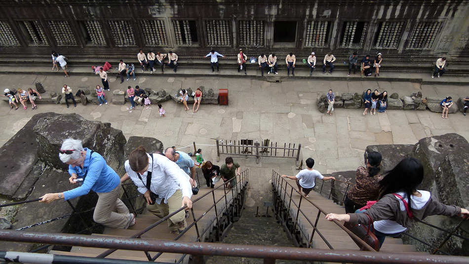 P1010551_Angkor_Wat.jpg