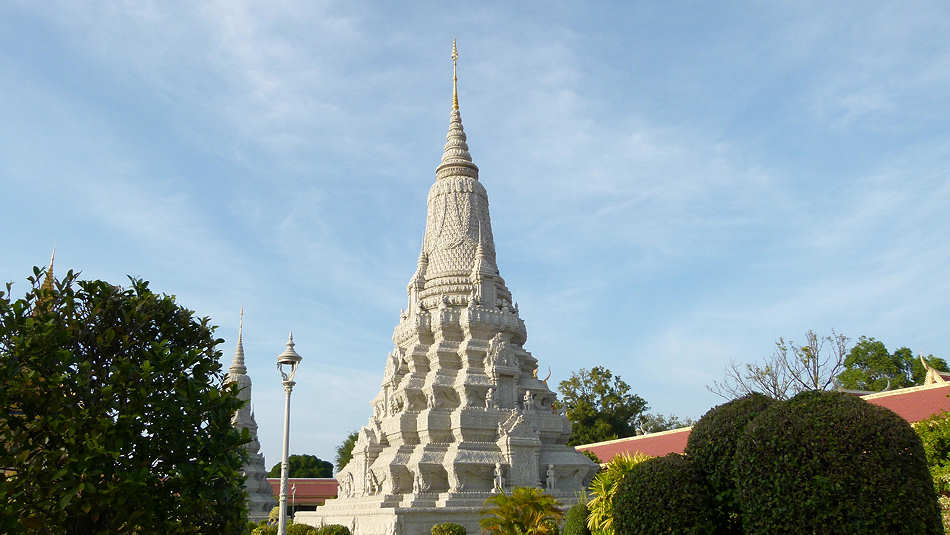 P1010728_Phnom_Penh_Koenigspalast.jpg