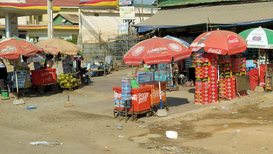 P1010892_Strassenstaende_Phnom_Penh.jpg