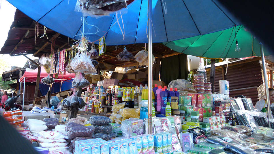 P1000300_Luang_Prabang_Nachtmarkt.jpg