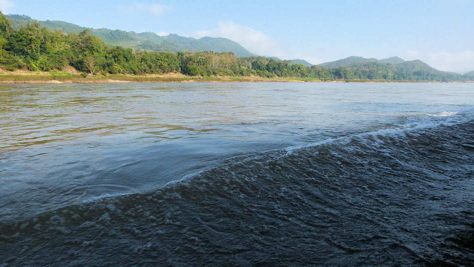 P1000388_Luang_Prabang_Mekong.jpg