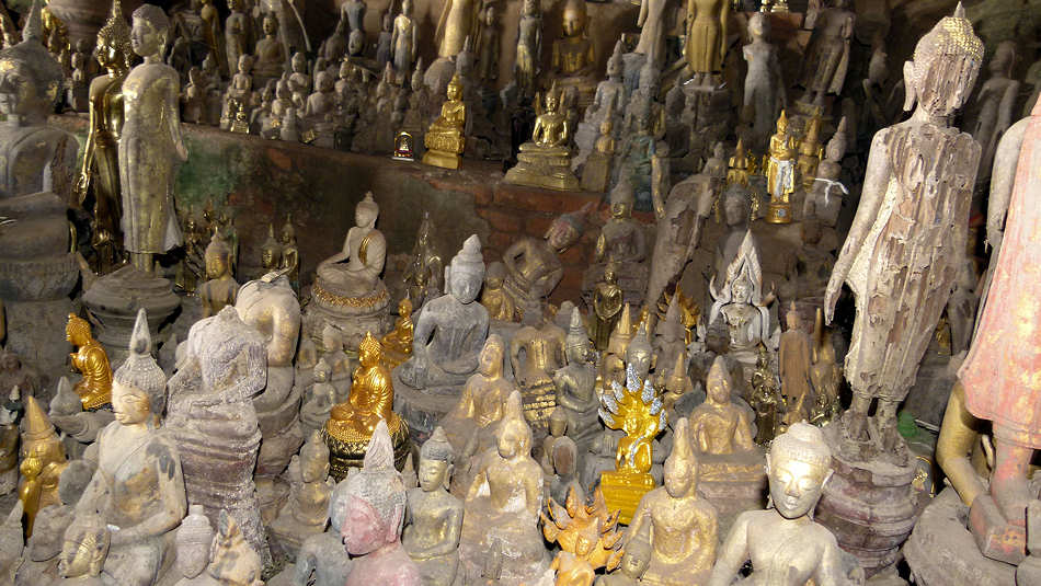 P1000423_Luang_Prabang_Tham_Ting_Pak_Ou_Hoehlentempel.jpg