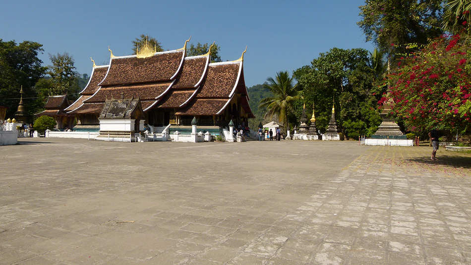 P1000588_Luang_Prabang_Vat_Xieng_Thong.jpg