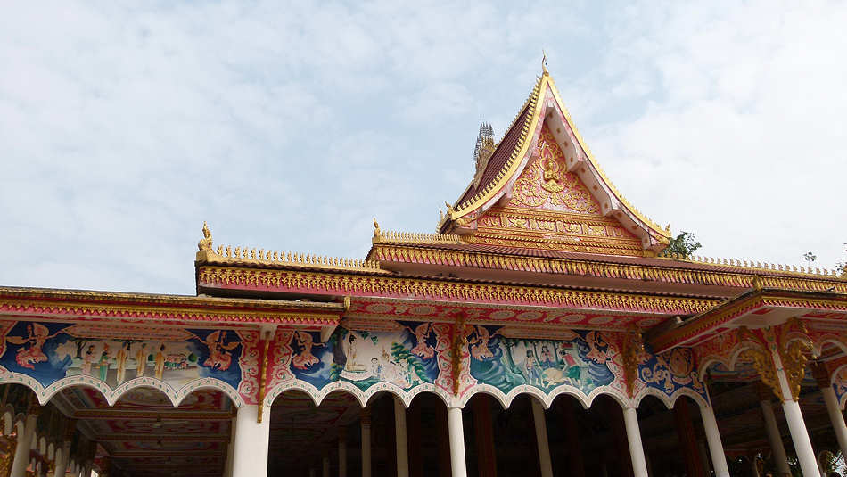 P1000819_Vat_That_Luang_Tai_Vientiane.jpg