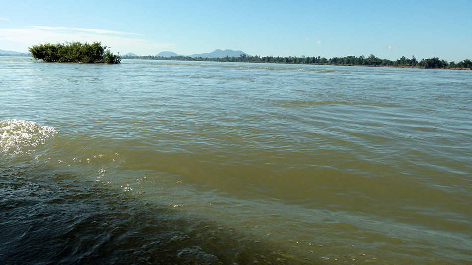 P1000998_Mekong_nahe_Muang_Khong.jpg