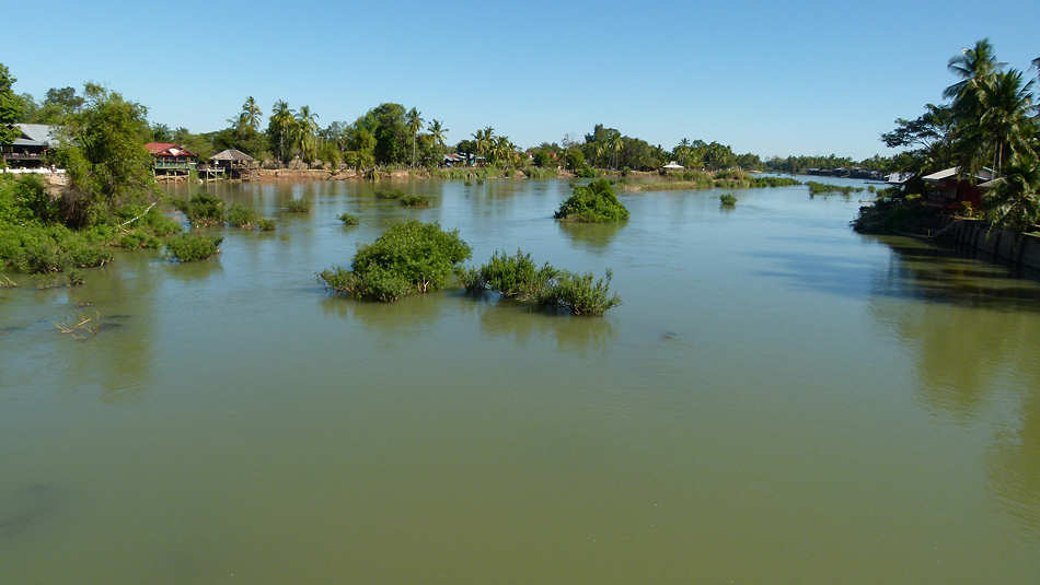 P1010008_Mekong_nahe_Muang_Khong.jpg