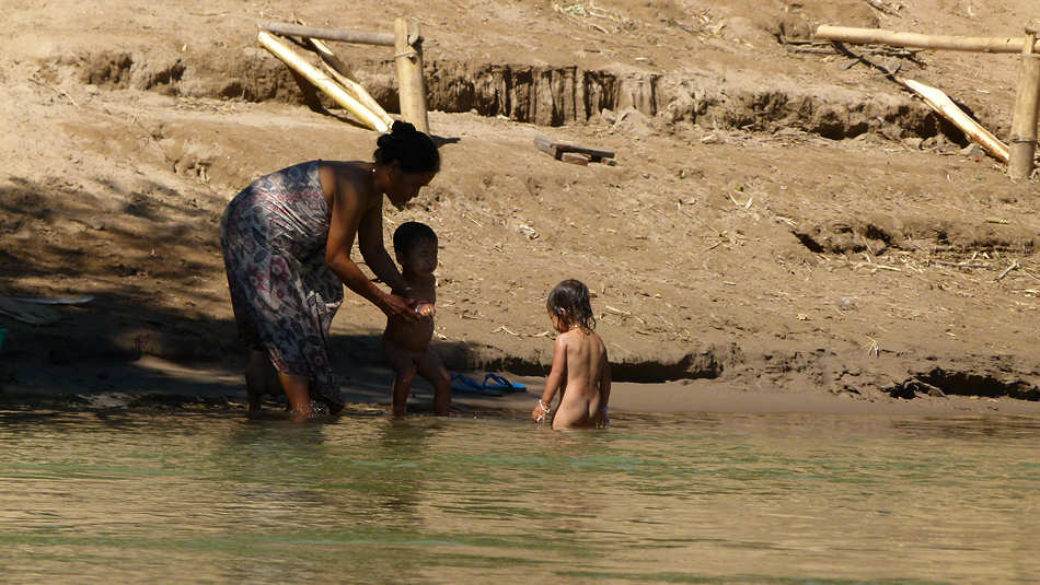 P1010032_Mekong_nahe_Muang_Khong.jpg