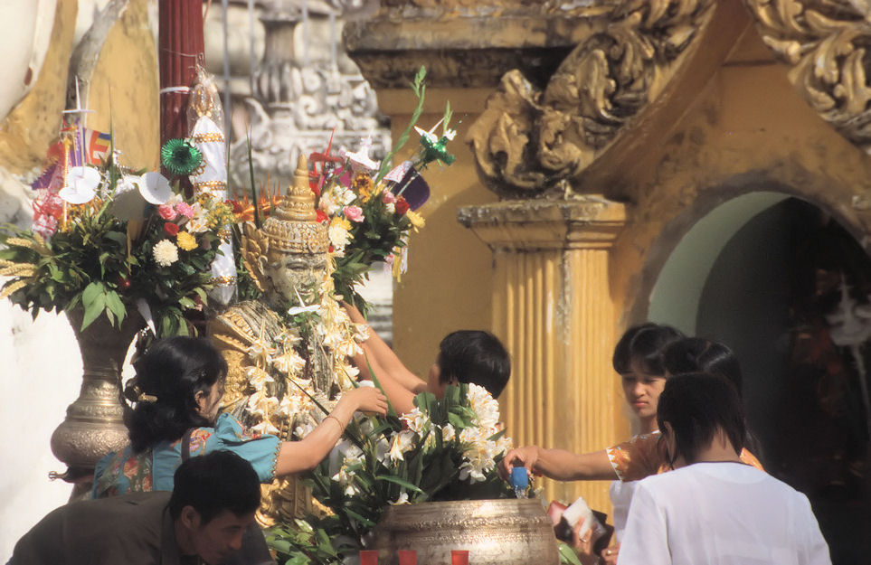 Myanmar 2000-01-014.jpg