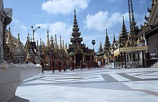 Thumbnail of Myanmar 2000-01-025.jpg