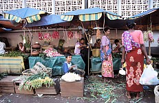 Thumbnail of Myanmar 2000-01-081.jpg