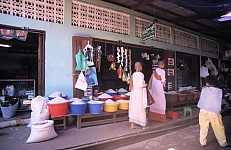 Thumbnail of Myanmar 2000-01-139.jpg