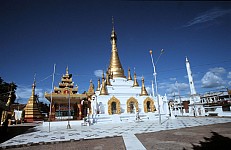 Thumbnail of Myanmar 2000-01-154.jpg