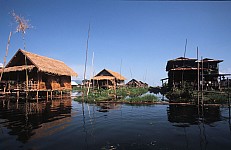 Thumbnail of Myanmar 2000-02-079.jpg