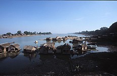 Thumbnail of Myanmar 2000-02-164.jpg