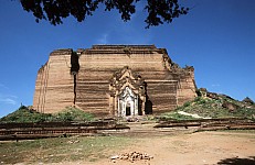 Thumbnail of Myanmar 2000-02-168.jpg