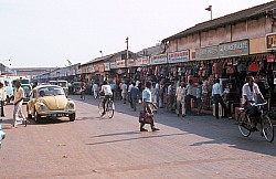 Thumbnail of Sri Lanka 1982-02-062.jpg