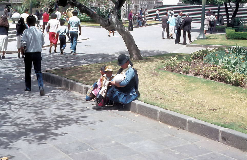 Sud Mittel Ecuador-02-009.jpg